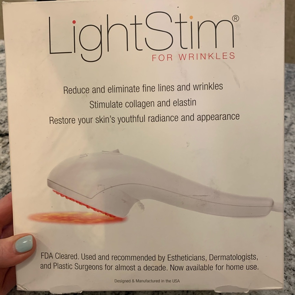 LightStim  for Wrinkles and Fine Lines